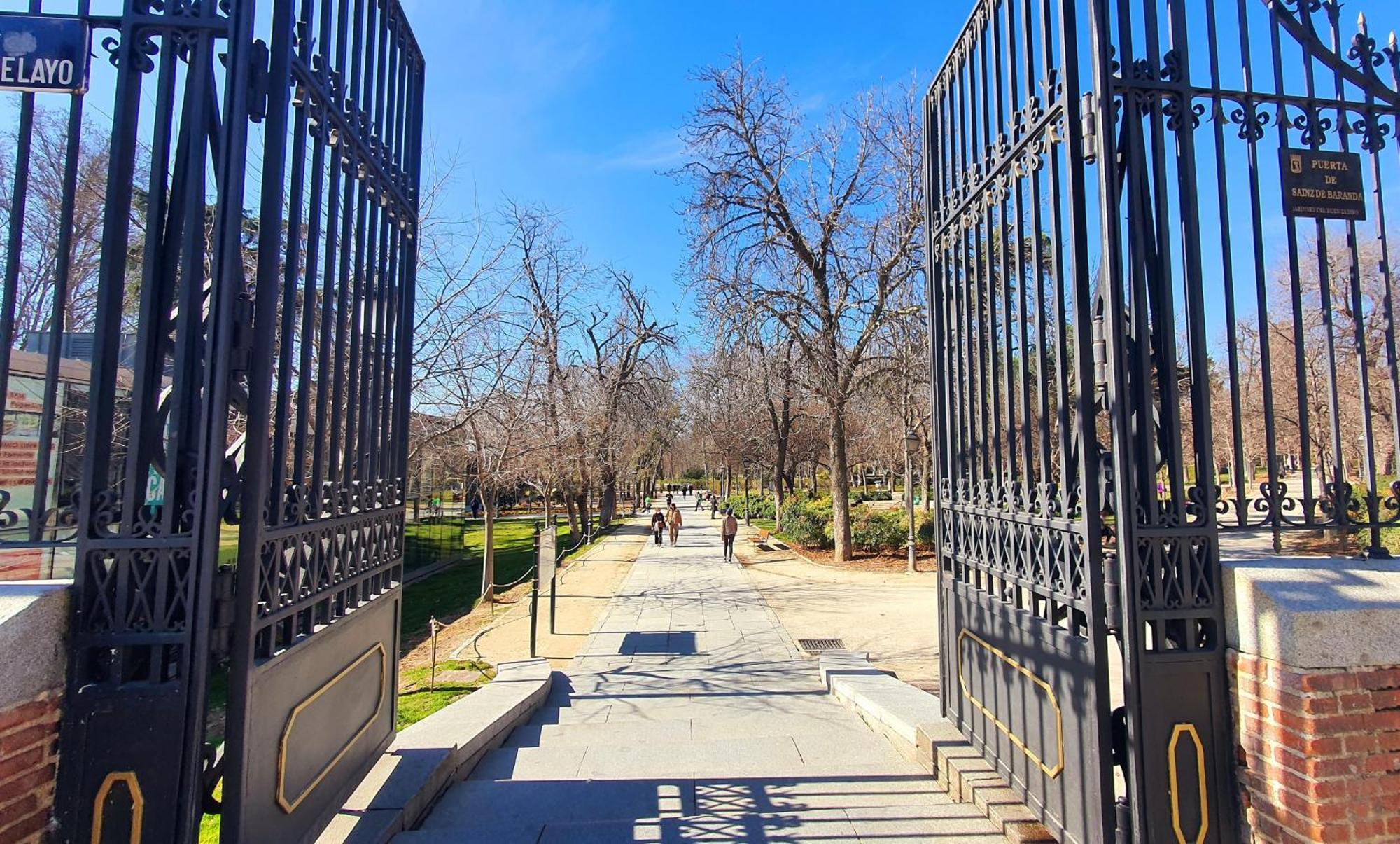 Retiro Park Apartment Madrid Bagian luar foto
